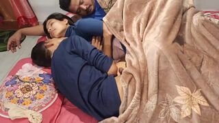 Hot sexy yaung  Girlfriend Pussy Fucked Two man deshi yaung man threesome porn xvideos - 3 image