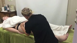 hot pretty bbw getting deep relaxing body massage at spa U010 - 9 image