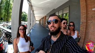 Coppia reale scopa due amiche in strada ( Lesbo ) - 12 image