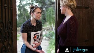 Girlsway - Stacked Pornstar Dee Williams Fucks A Super Fan Hard While Cosplaying Her Anime Character